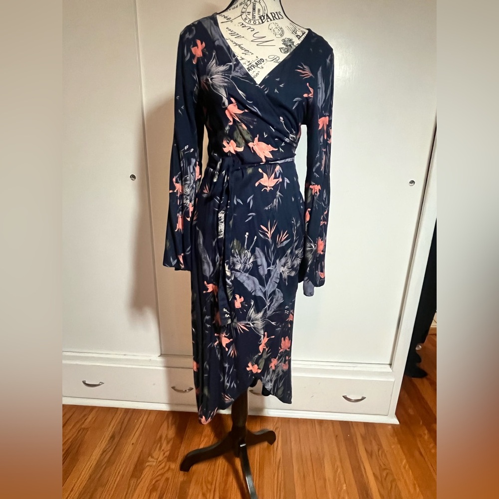 Roxy Navy Floral Wrap Dress with Coral Pink and White Accents Size Medium